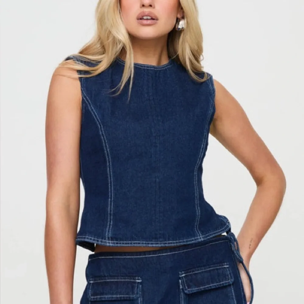 Countryside Top Denim - Picture 2 of 4